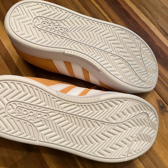 Adidas cloudform size 8 - brand new - Picture 2 of 6